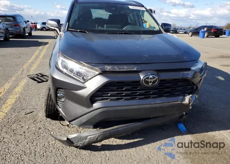 2019 Toyota Rav4 Xle from USA, damaged, VIN 2T3W1RFV7KC003587